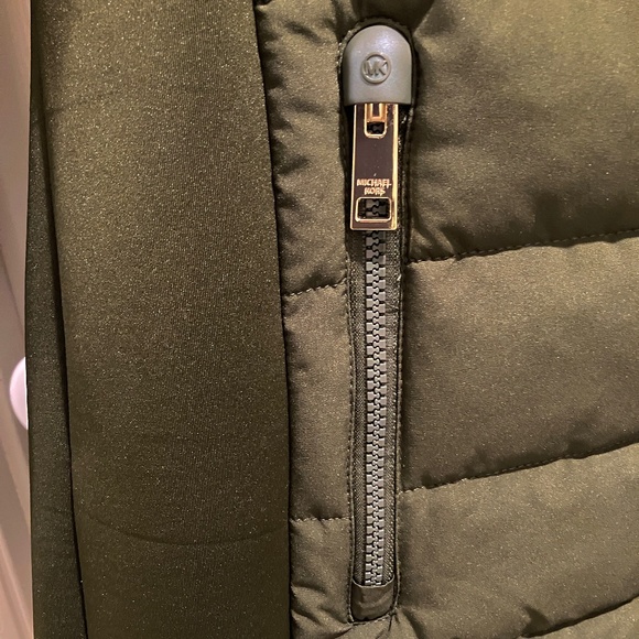 NWT Michael Kors Puffer Coat - Picture 8 of 10